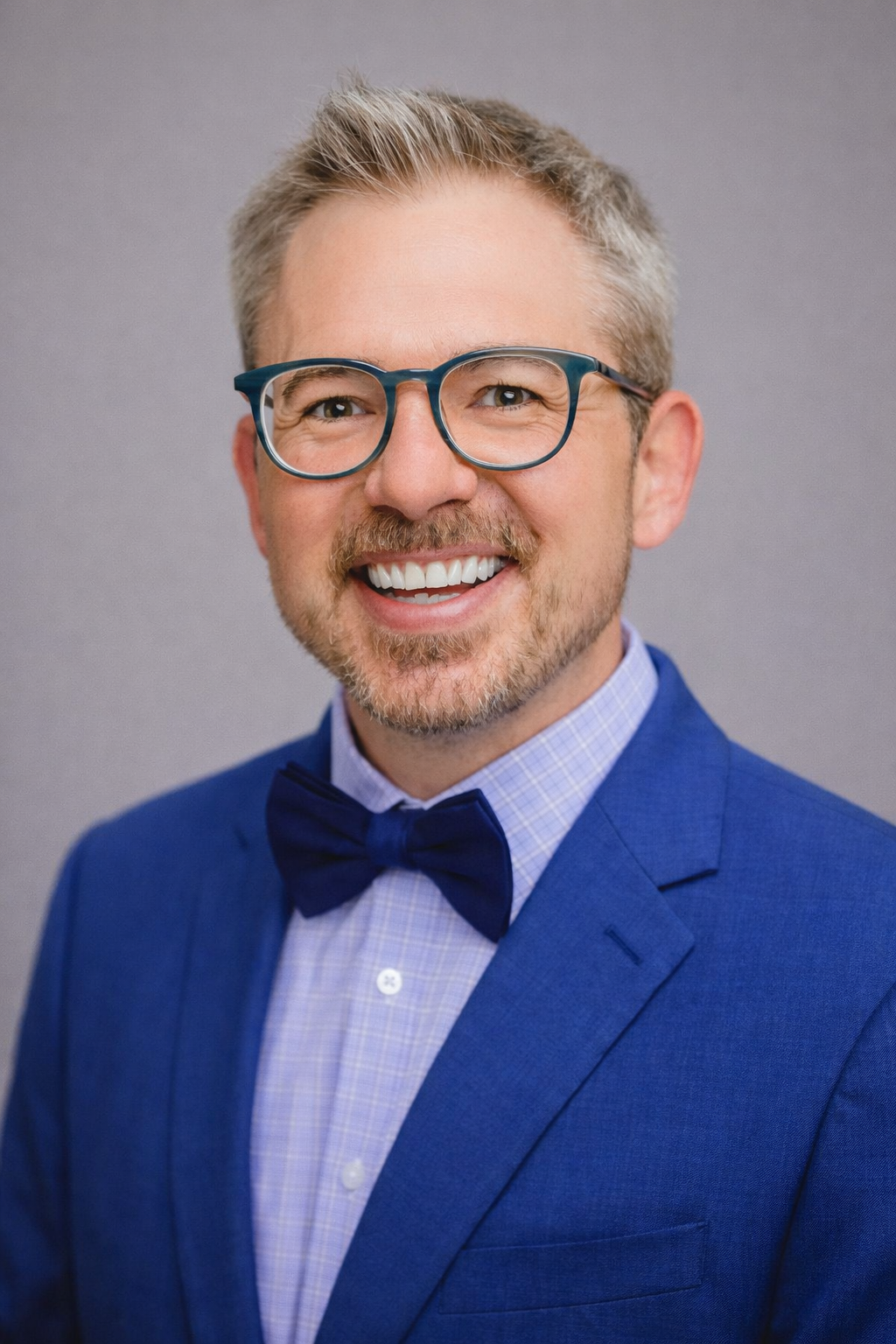 Dr. Mark Harrington headshot